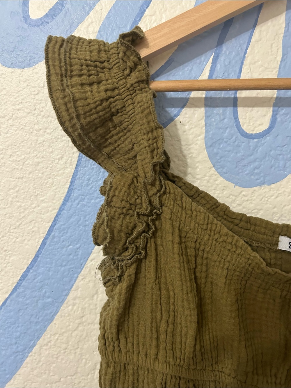 Steve Madden Olive Green Gauze Ruffle Sleeve Peplum Top Size L - Picture 3 of 5